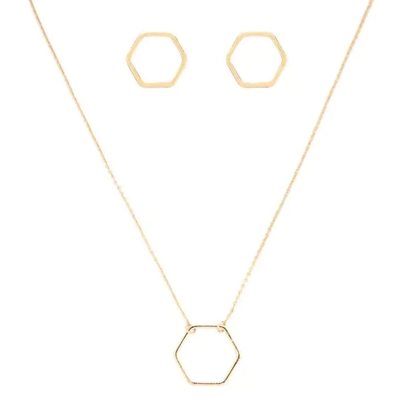 Jewelry - Gold Geometric Earring & Necklace Set